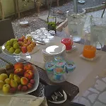 Naitendi 호텔 쿠트로피아노