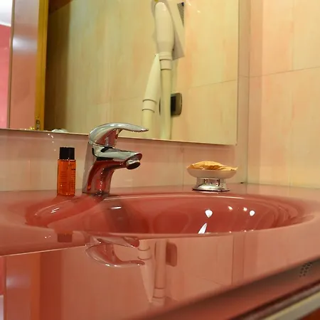 Naitendi Hotel 3*