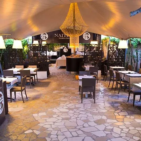 Naitendi Hotel