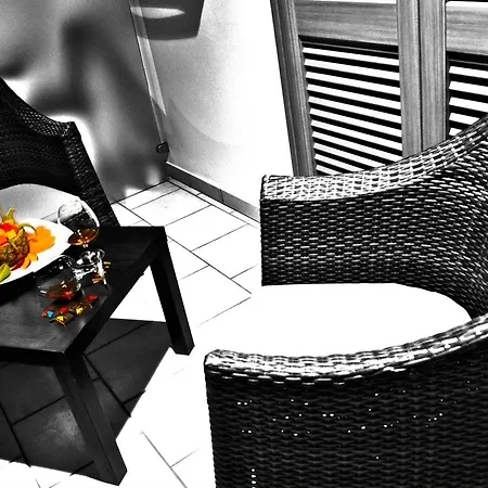 ホテル Naitendi 3*