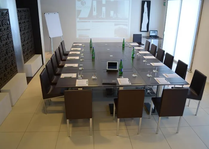 Otel Naitendi Cutrofiano